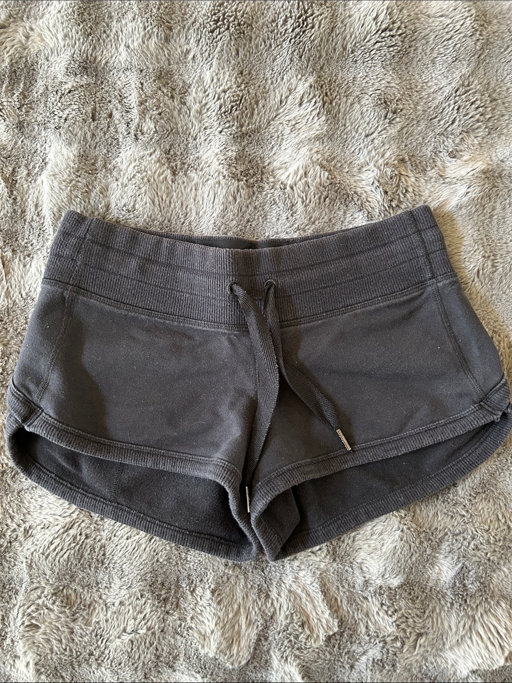 Lululemon force Women’s Black Knit Drawstring Shorts